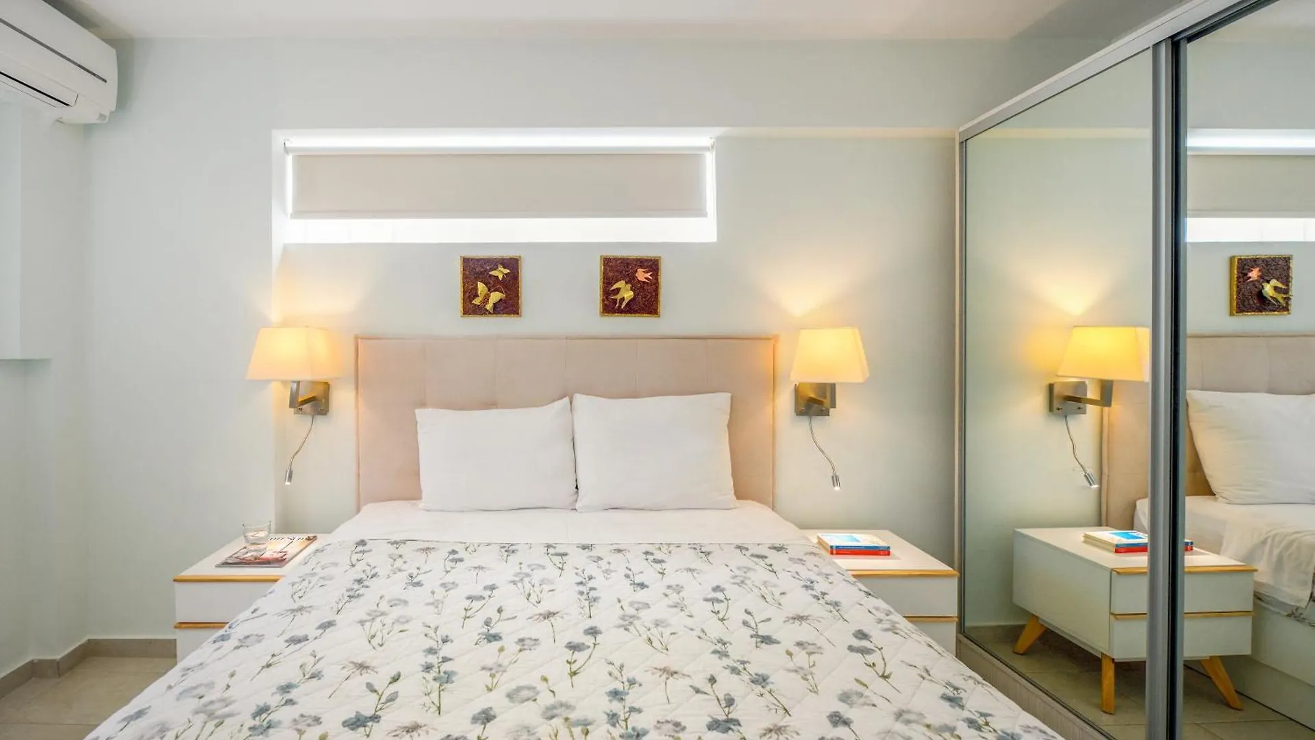Elpiniki Luxury Apartments Nea Poteidaia Grecia