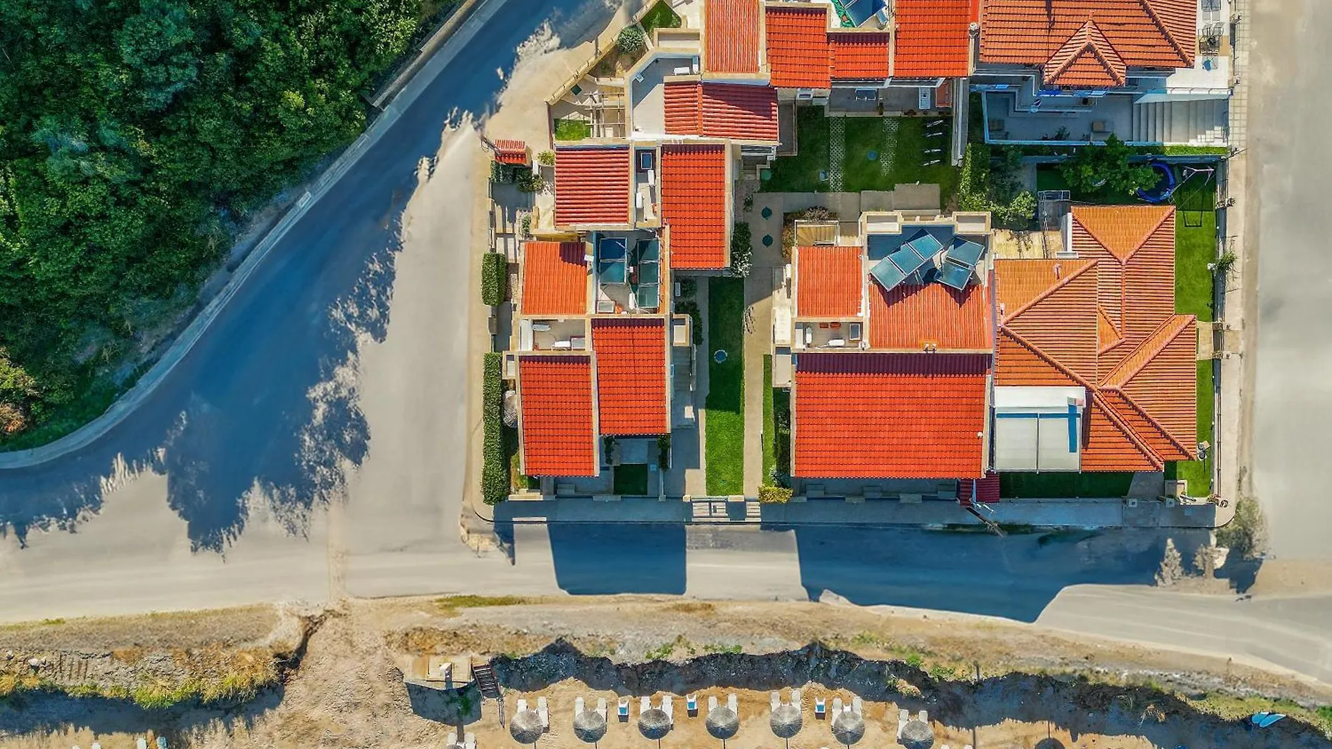 Elpiniki Luxury Apartments Nea Poteidaia Grecia